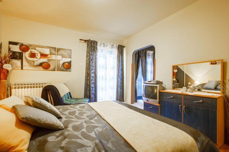 Apartmani Gilda Vrsar Exterior foto